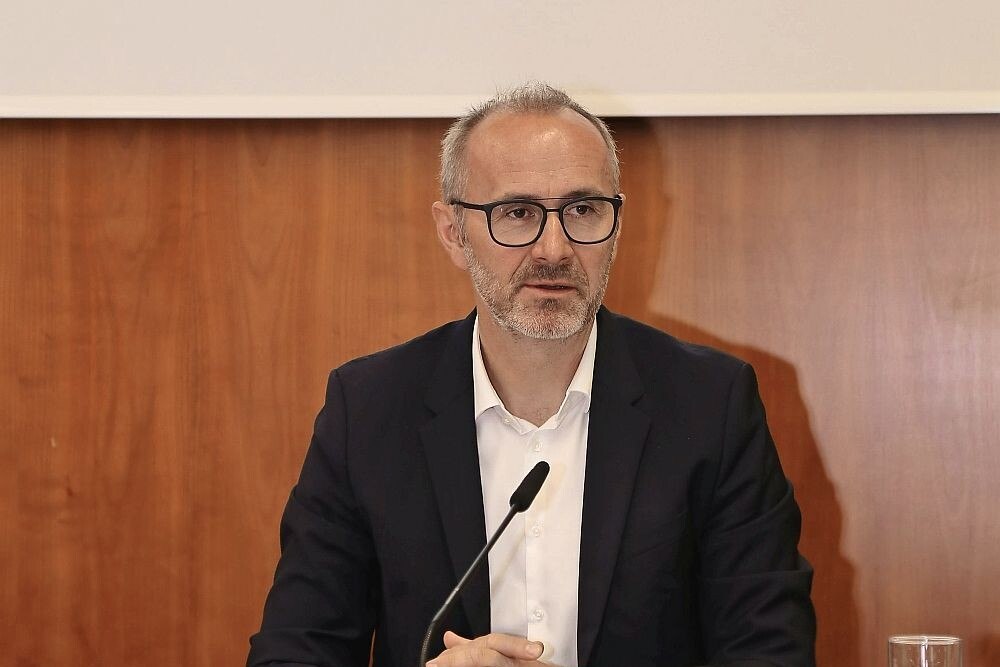 © mh
Bundesgremialobmann Prirschl sieht durchaus Problembewusstsein auf Seite der Politik.
Konkrete Maßnahmen sollten allerdings schnell beschlossen werden.