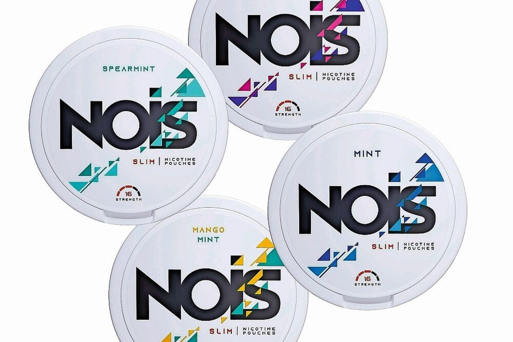 © Schüller
Mit ihrer hohen Nikotin-Intensität richten sich die Pouches von Nois eher an erfahrene User.
Die Nois Pouches kommen nikotinstark daher.