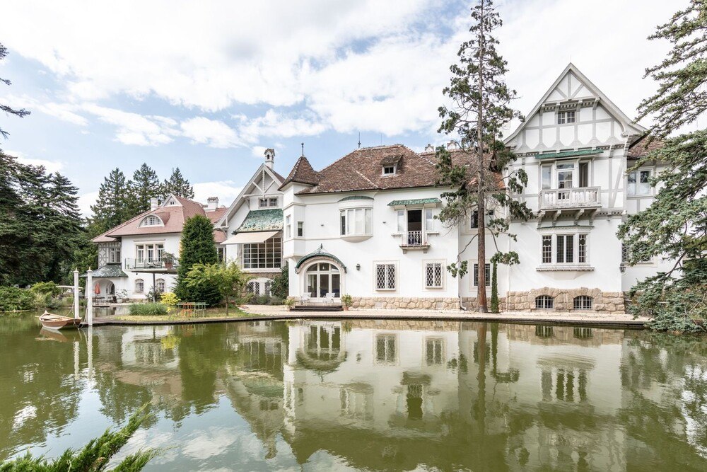 © Schloss Schönau Schloss Schönau