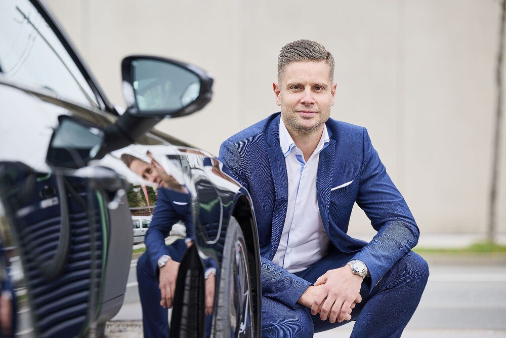 © Foto Flausen
Markus Tatzer, GF von Moon Power und Moon Power Deutschland.
Markus Tatzer, GF von Moon Power und Moon Power Deutschland.