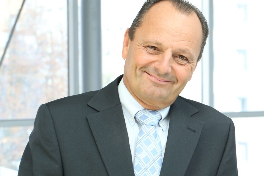 © Inge Prader
Burkhard Ernst, Vorsitzender des Vereins „Mein Auto“.
Burkhard Ernst, Vorsitzender des Vereins „Mein Auto“.