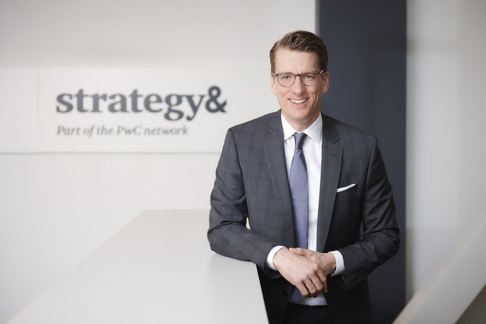 © Strategy& Österreich
Johannes Schneider, Partner bei Strategy& Österreich.
Johannes Schneider, Partner bei Strategy& Österreich.