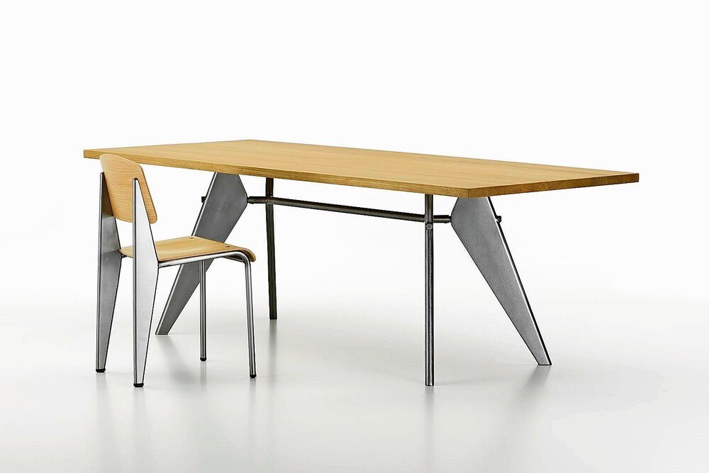 © Vitra
Der Tisch EM Table aus den 50er-Jahren passt zu nahezu jedem Einrichtungsstil.
Tisch EM Table