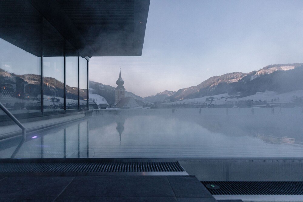 © JOHANN Schladming
Der beheizte Infinitypool auf dem Dach
JOHANN Schladming Pool