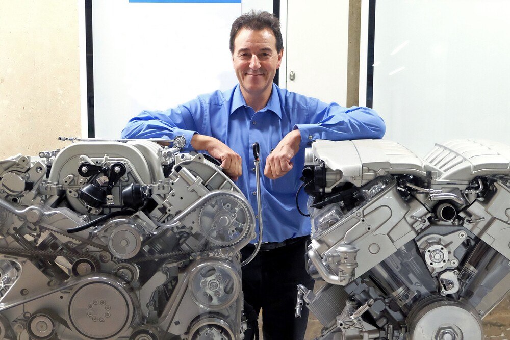 © Peter Seipel
Bernhard Geringer, Vorsitzender des Österreichischen Vereins für Kraftfahrzeugtechnik (ÖVK) und Veranstalter des Motorensymposiums
Bernhard Geringer, Vorsitzender des Österreichischen Vereins für Kraftfahrzeugtechnik (ÖVK) und Veranstalter des Motorensymposiums