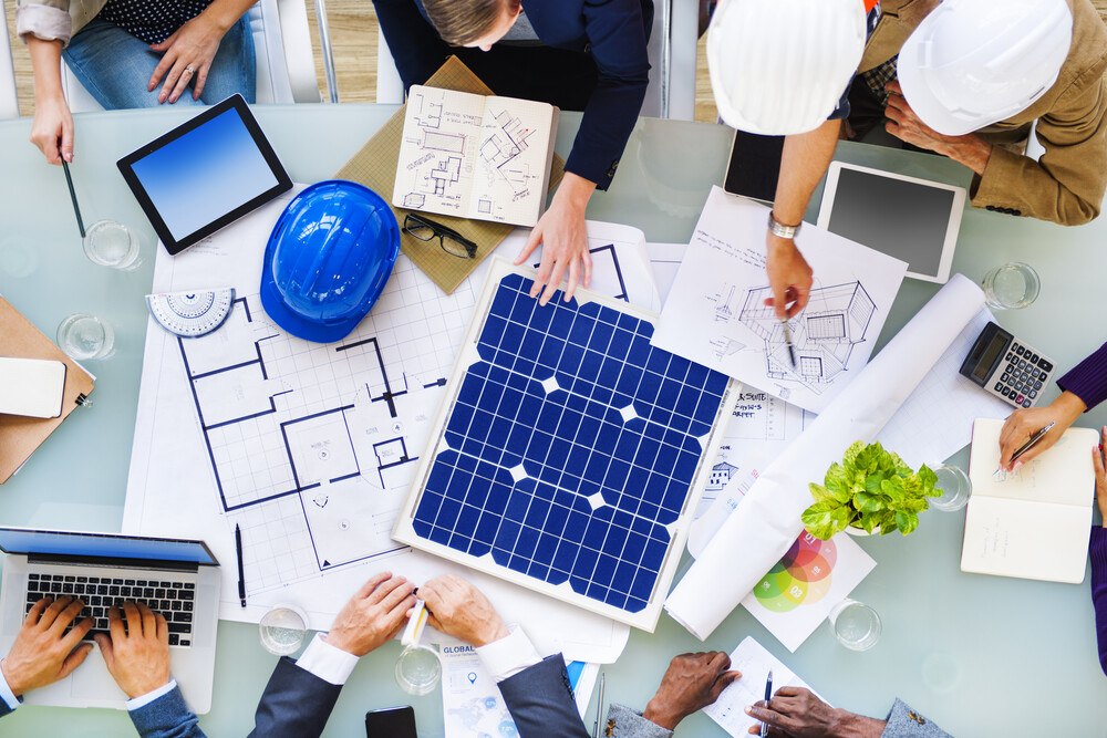 © Rawpixel / iStock / Getty Images Plus / Getty Images investieren - Energieeffizienz