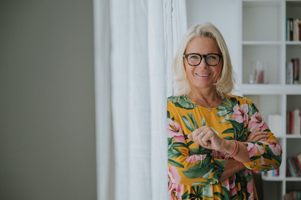 © Franzi Schädel
Michaela Reitterer , Eigentümerin des Boutiquehotels Stadthalle und neue Vizepräsidentin bei respACT.
Michaela Reitterer , Eigentümerin des Boutiquehotels Stadthalle und neue Vizepräsidentin bei respACT.