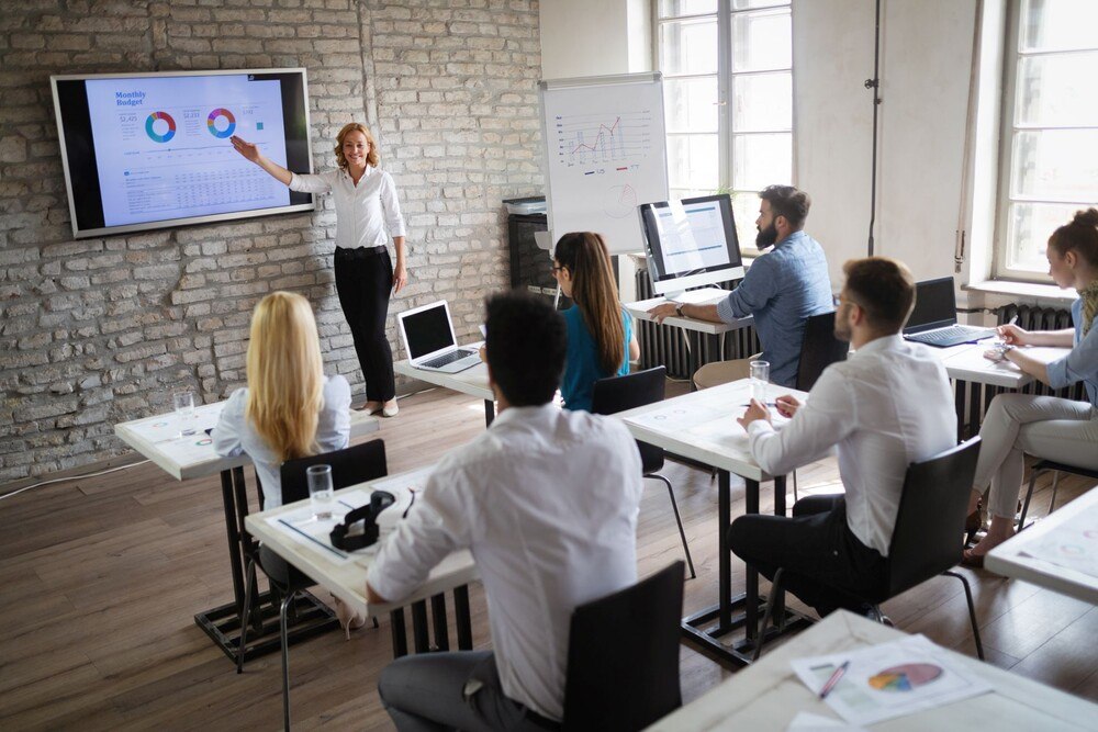 © iStock / Getty Images Plus / nd3000 Seminar-Fortbildung