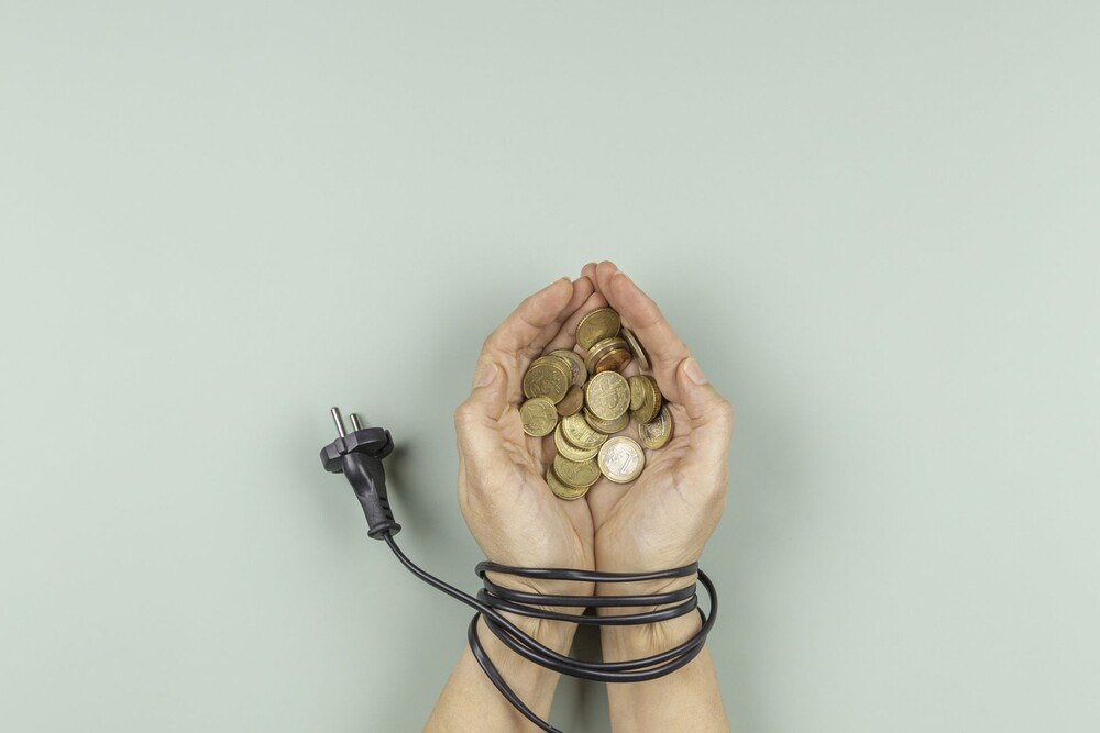 © iStock / Getty Images Plus / vejaa Energiekosten Symbolfoto