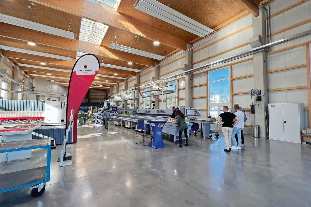 richtig große Maschinen zur Holzbearbeitung