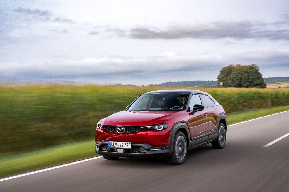 © Mazda
Mazda erreicht in Österreich bereits einen Marktanteil von 2,8 Prozent.
Mazda erreicht in Österreich bereits einen Marktanteil von 2,8 Prozent.