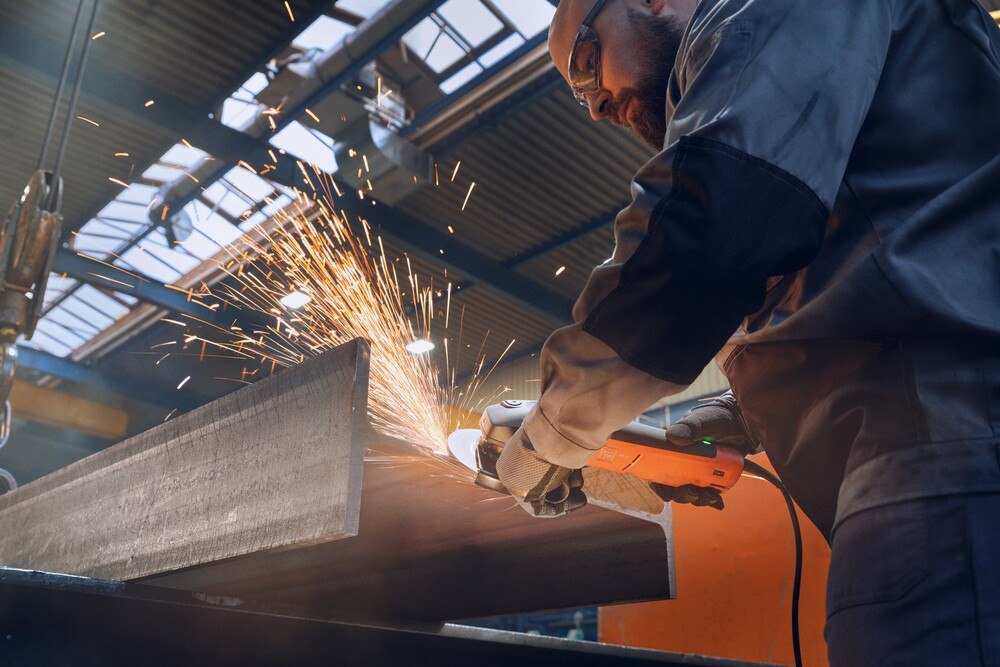 Compact-Winkelschleifer