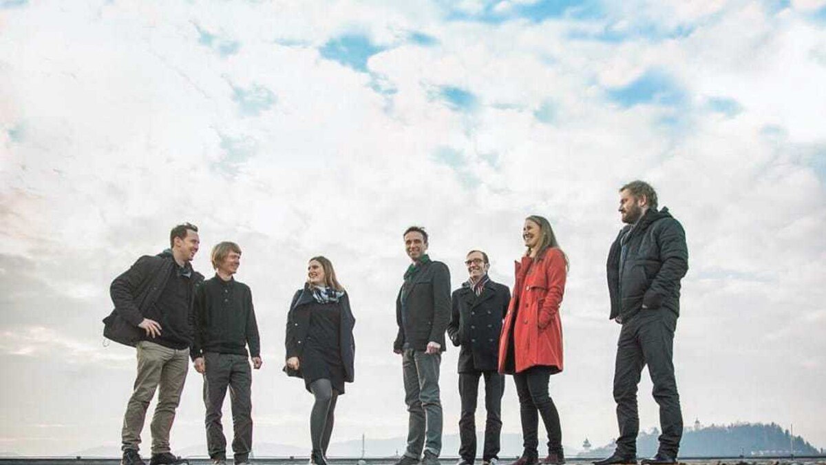 Das interdisziplinäre Team breathe.austria arbeitet großteils in verschiedenen Konstellationen im Rahmen seiner Lehrtätigkeit an der TU Graz unter der Leitung des Architekten und Landschaftsarchitekten Univ.-Prof. Klaus K. Loenhart zusammen. www.terrain.de/breathe-austria