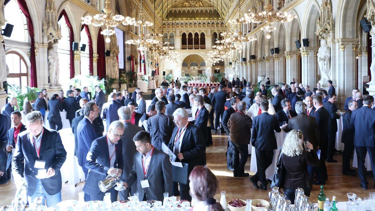 Der 15. TÜV Austria Aufzugstag fand am 20. April 2016 im Festsaal des Wiener Rathauses statt.