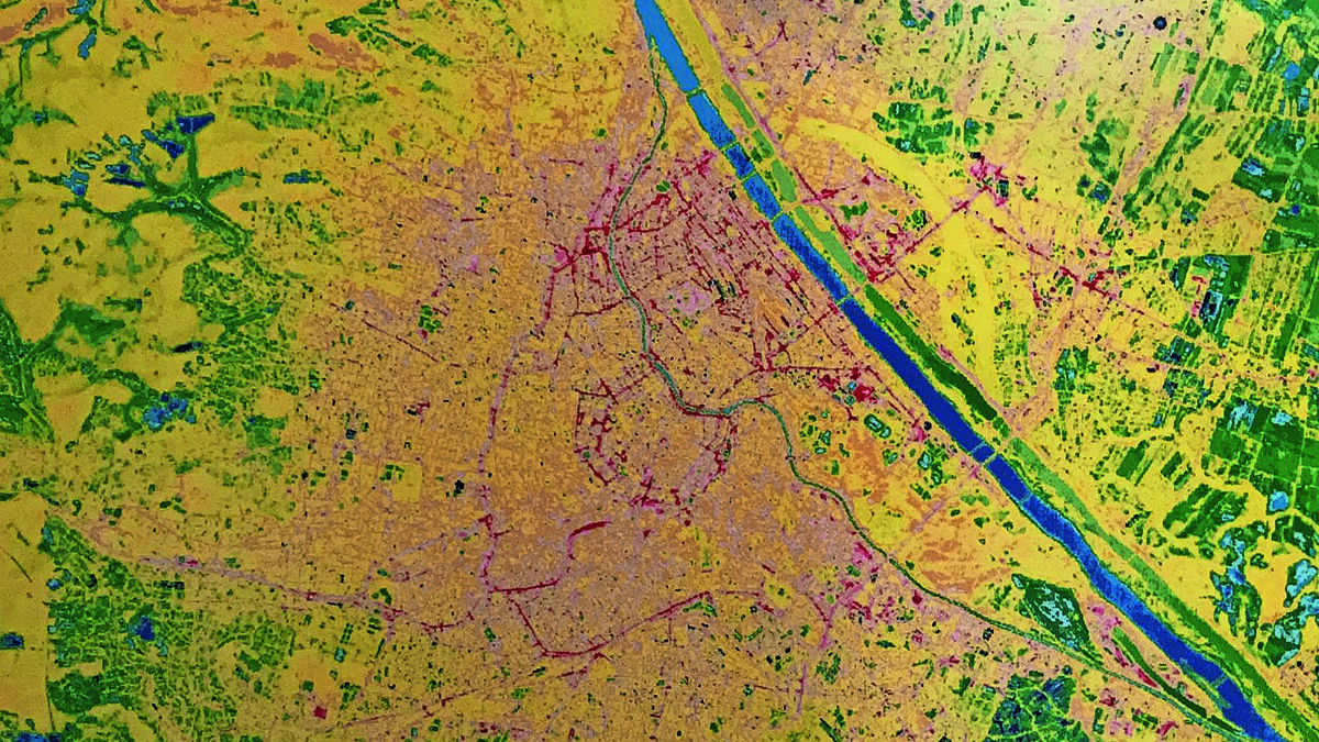Thermalbild Wiens an einem heißen Sommerabend 