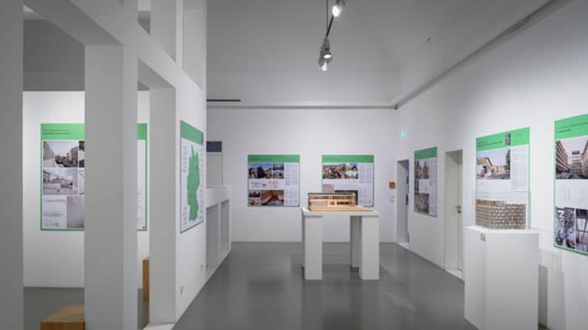 DAM / Moritz Bernoully