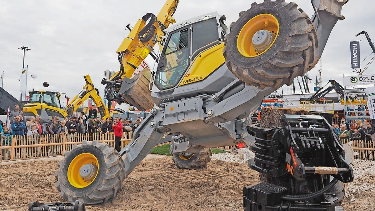 Menzi Muck auf der Bauma 2022