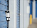 Ein Hangschloss, ebenfalls mit der smarten AirKey-Technologie
