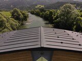 Der spezielle Stahlkern mit dem innovativen „Corrender“ Korrosionsschutz der Voestalpine ist die Basis für hohe Stabilität und Hagelsicherheit.