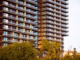 Alle Wohnungen verfügen über Balkone, Loggien oder Terrassen.