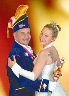 Das Villacher Faschingsprinzenpaar ist massiv gastronomisch geprägt. Dem Betreiber der Villacher Promi-Bar „Per Du“, Franz Radinger alias Fidelius LVI, steht die Juniorchefin des Seehotels Ressmann als Prinzessin Julia II zur Seite