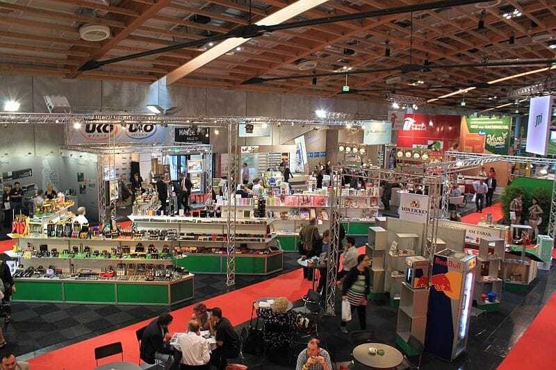 Es ist zwar nur eine Messehalle - aber um sich im Detail zu informieren ist ein voller Tag fast zu wenig ...