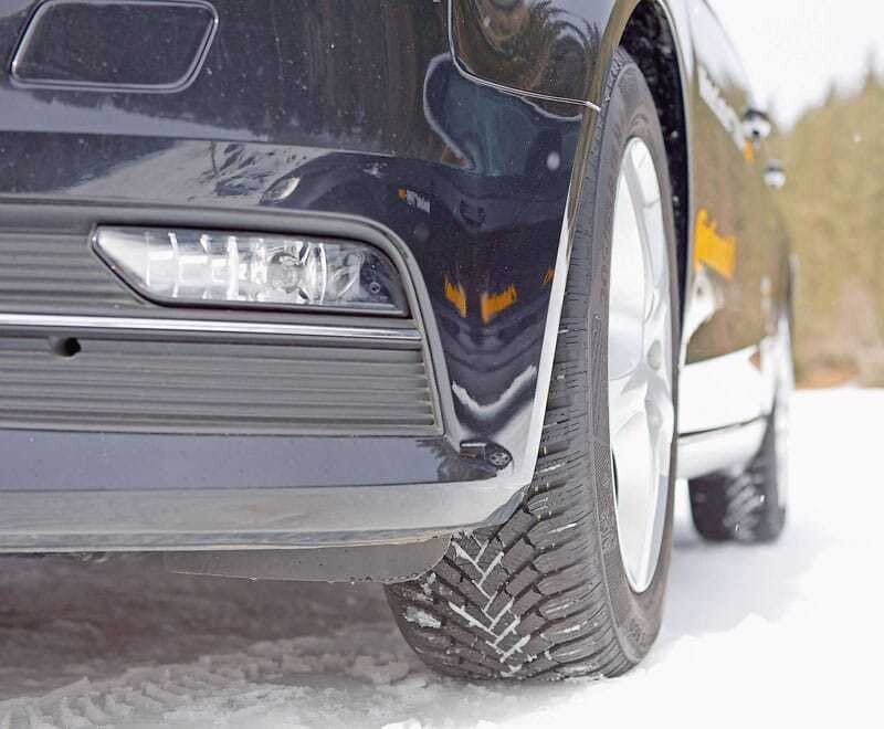 © KFZ Wirtschaft Dank seines neu entwickelten Profildesigns haftet der TS 860 noch besser auf Schnee und Eis als sein Vorläufer.