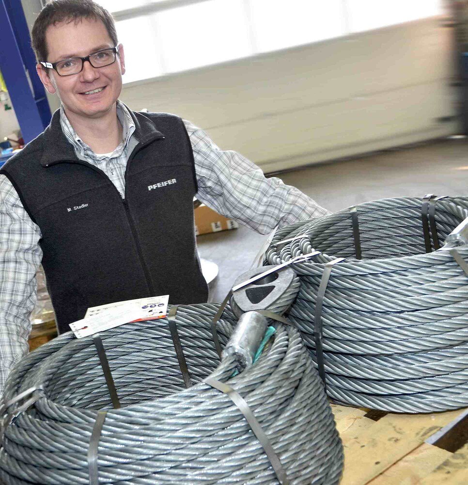© gmh hofbauer „Die Zusammenarbeit mit Albatros hat bereits Tradition.“ Michael Stadler, Geschäftsführer von Pfeifer Seil- und Hebetechnik Österreich.