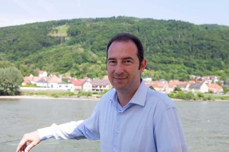 © Alexander Grübling Mario Pulker, Obmann des Fachverbandes Gastronomie in der WKÖ, zeigt sich über das Verhandlungsergebnis in Sachen Allergenkennzeichnung zufrieden.