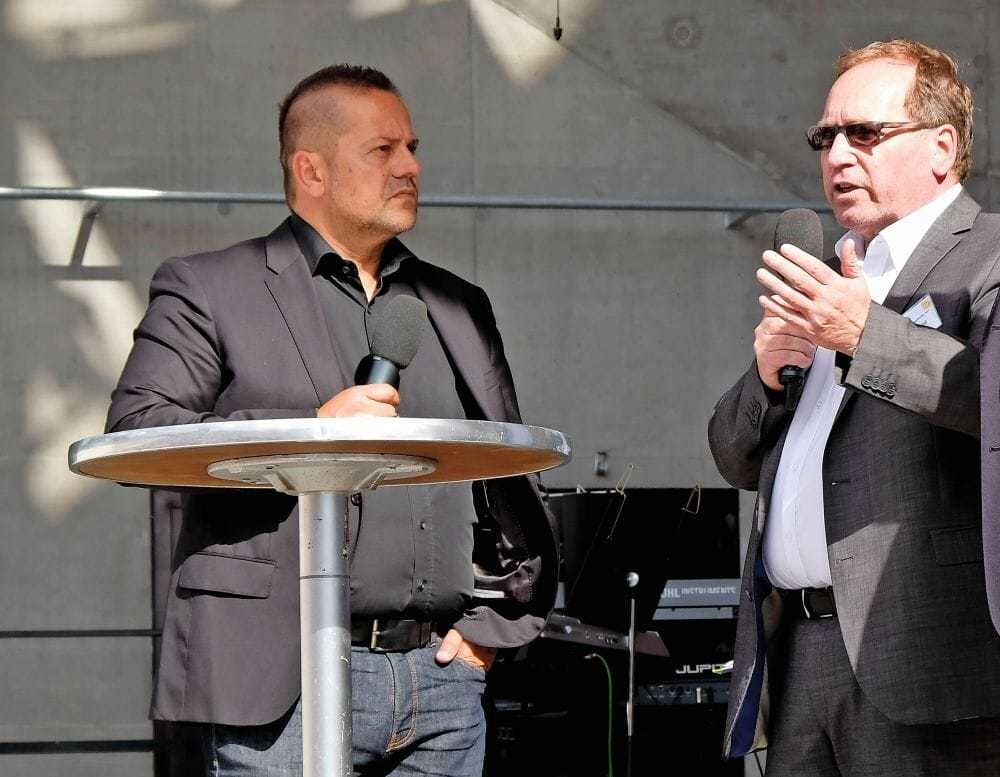 „Unsere Jugendlichen zeitgerecht fordern und fördern.“ KR Harald Schinnerl (r.)