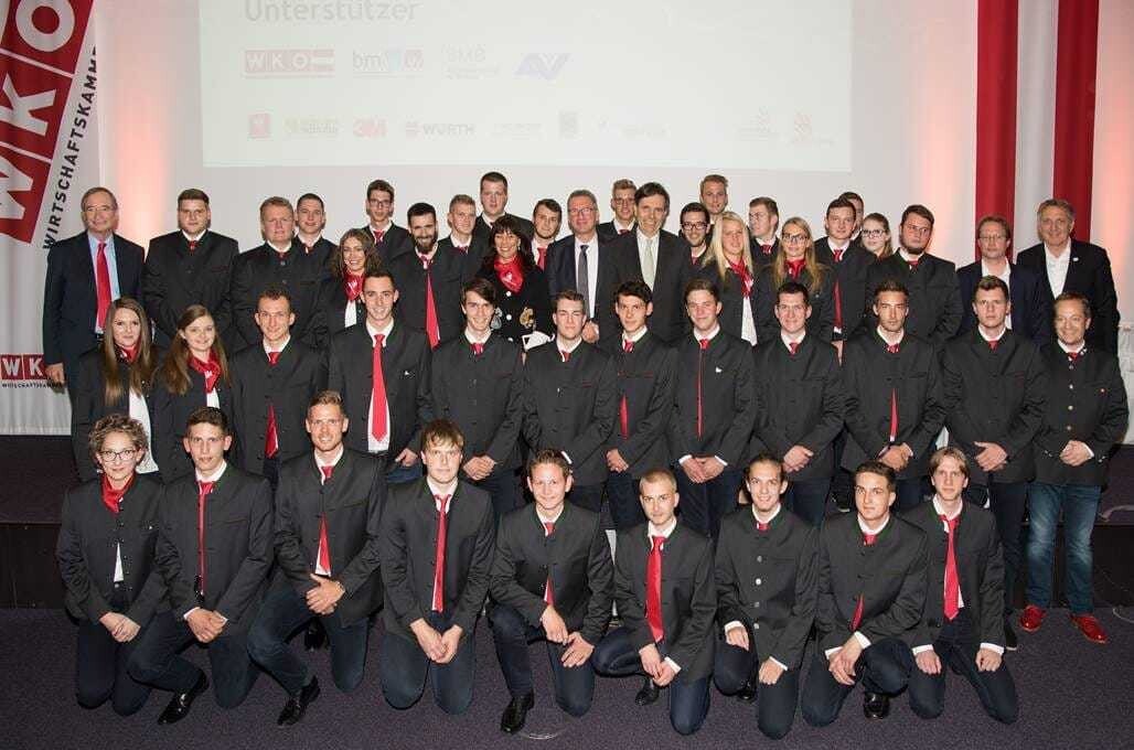 Am 18. September wurden Österreichs 40 WorldSkills-TeilnehmerInnen (7 Frauen und 33 Männer) in der WKO in Wien offiziell verabschiedet.