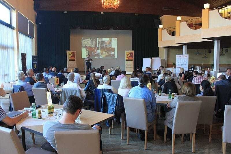 Der VCPÖ lauschte den Referaten; die Vortragenden waren jeweils nur beim eigenen Referat im Raum.