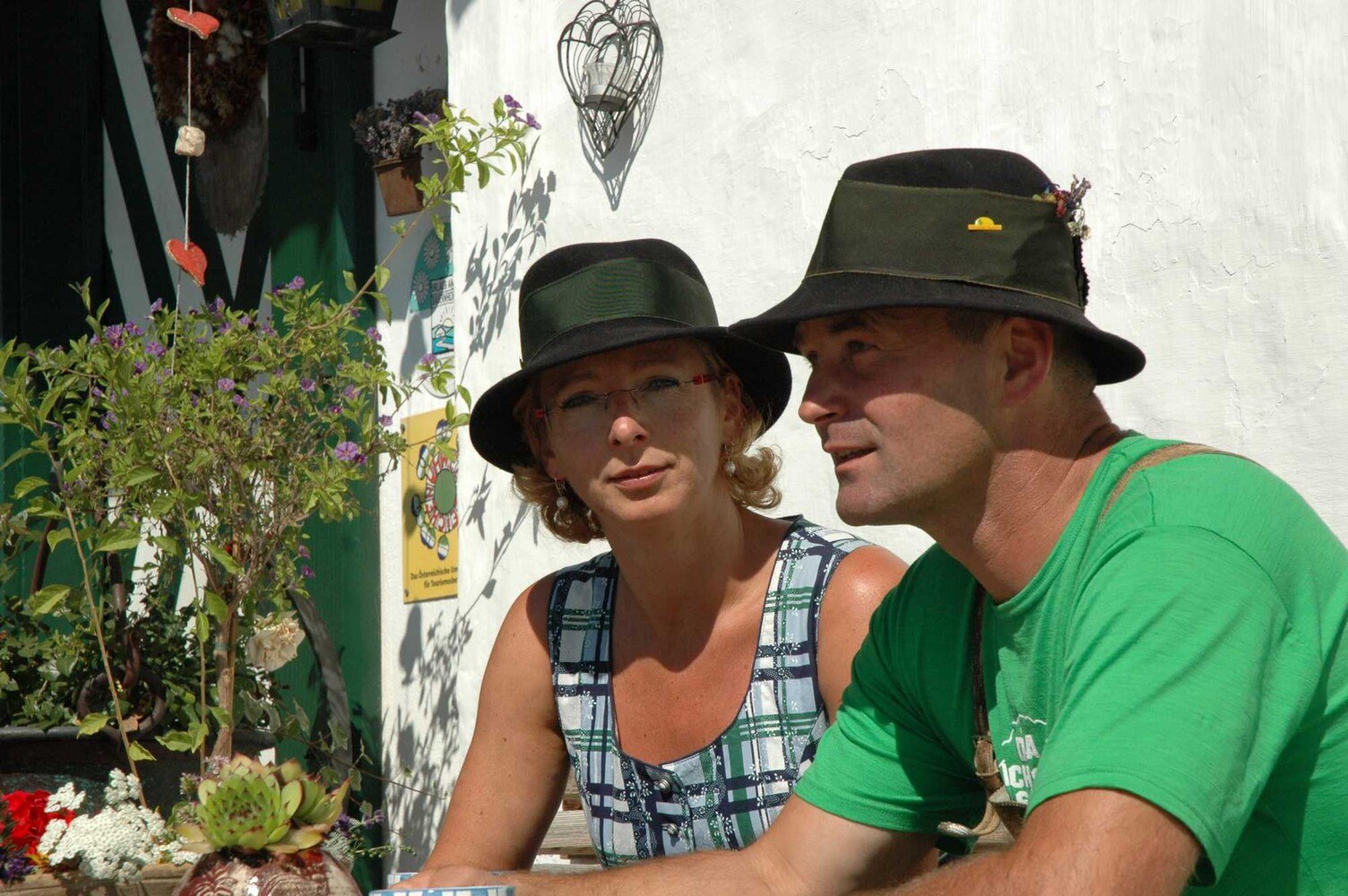 © ZVG Georg und Claudia Berger setzen auf artgerechte Tierhaltung und Bioprodukte.