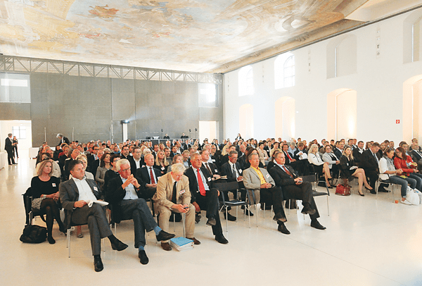 Die Immobilienspezialisten bei einem der zahlreichen Vorträge.