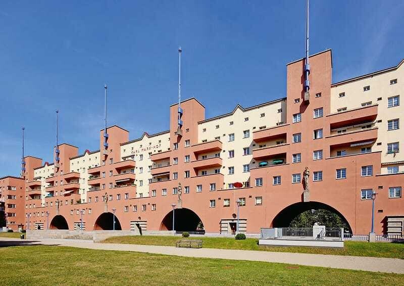 © Wikimedia/Bwag Eine Befristung könnte eine Lösung sein, um die Mieten an das Marktniveau bzw. die neuen Einkommensverhältnisse der Mieter anzupassen.