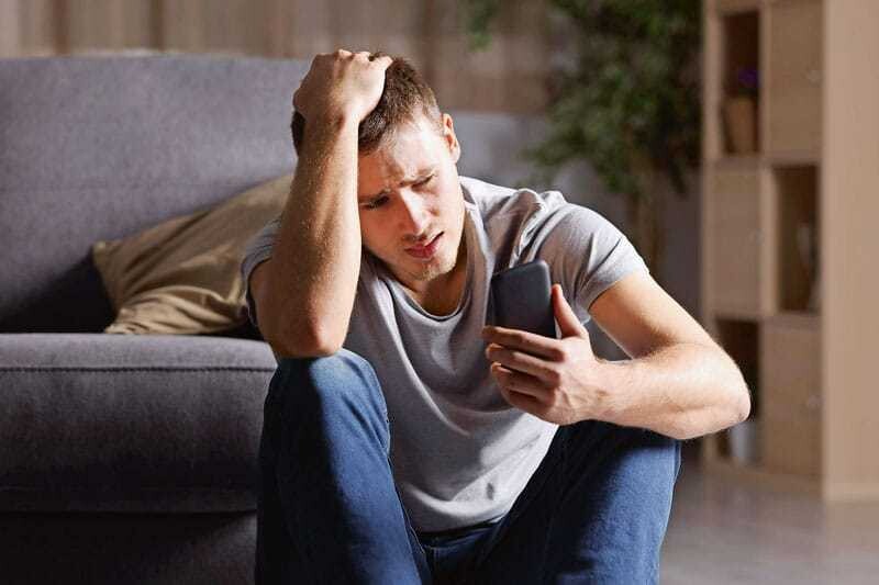 © Thinkstock Nicht alle Immobilienangebote auf Facebook & Co sind tatsächlich seriös.