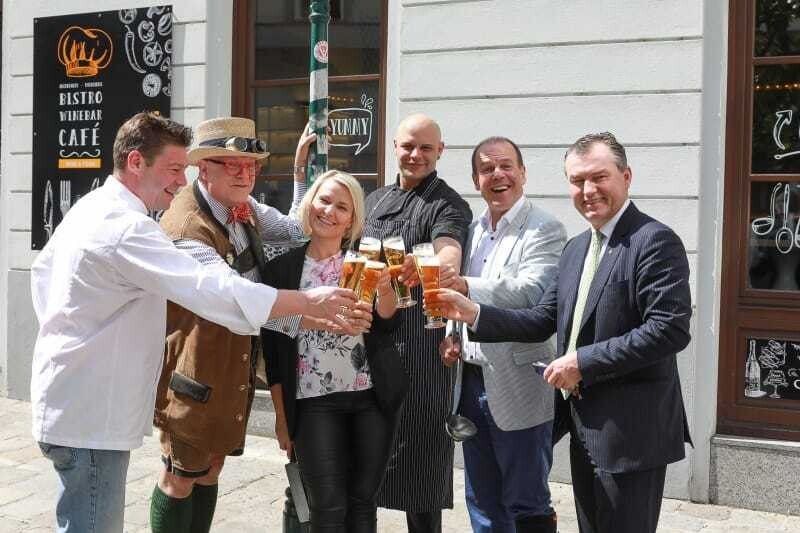 Bei der Präsentation der Bierwoche dabei: Bierpapst Conrad Seidl, Gastronom Toni Mörwald, Gastro-Obmann Peter Dobcak.