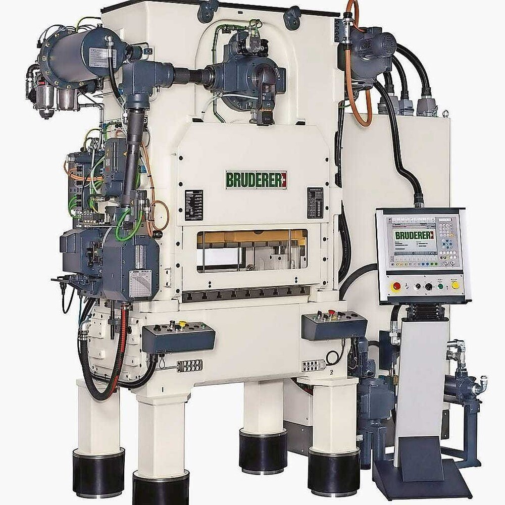 Hochleistungs-Stanzautomaten eignen sich ideal für die Massenfertigung von Kleinteilen.