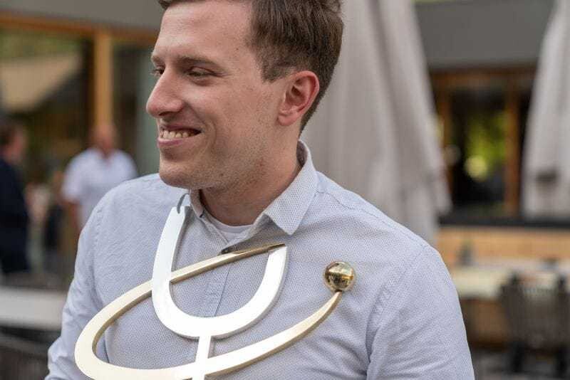 © Feuerstein Nature Family Resort Eros Teboni hat sein erstes nationales Sommelier-Diplom in Österreich erworben.