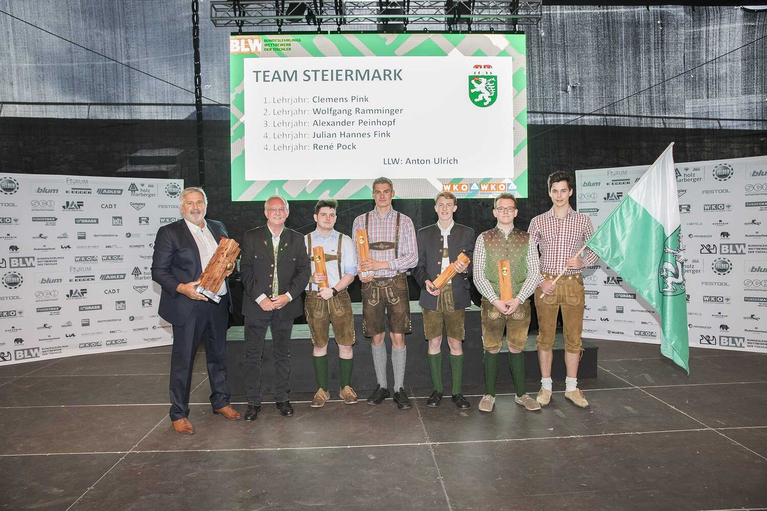 Das erfolgreiche Team Steiermark. V. l.  LLW Anton Ulrich, LIM Walter Schadler, ­Clemens Pink, Alexander Peinhopf, Wolfgang Ramminger, Julian Hannes Fink, René Pock.