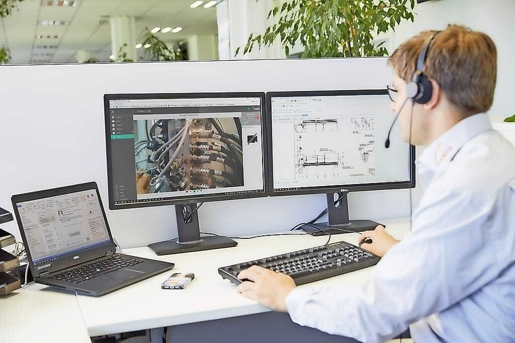 Per Video- und Audio-Stream mit den Helpdesk-Mitarbeitern verbunden, haben Anwender und Techniker in Echtzeit den gleichen Blickwinkel.