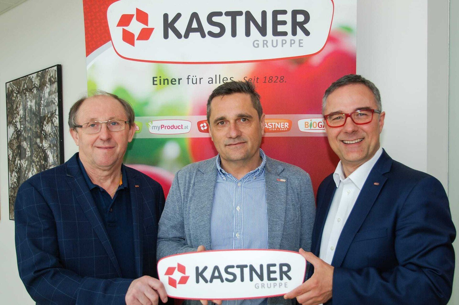 © Kastner Gruppe v.l.n.r.: Prok. Franz Müller, Ronald Tanczos, KR Christof Kastner