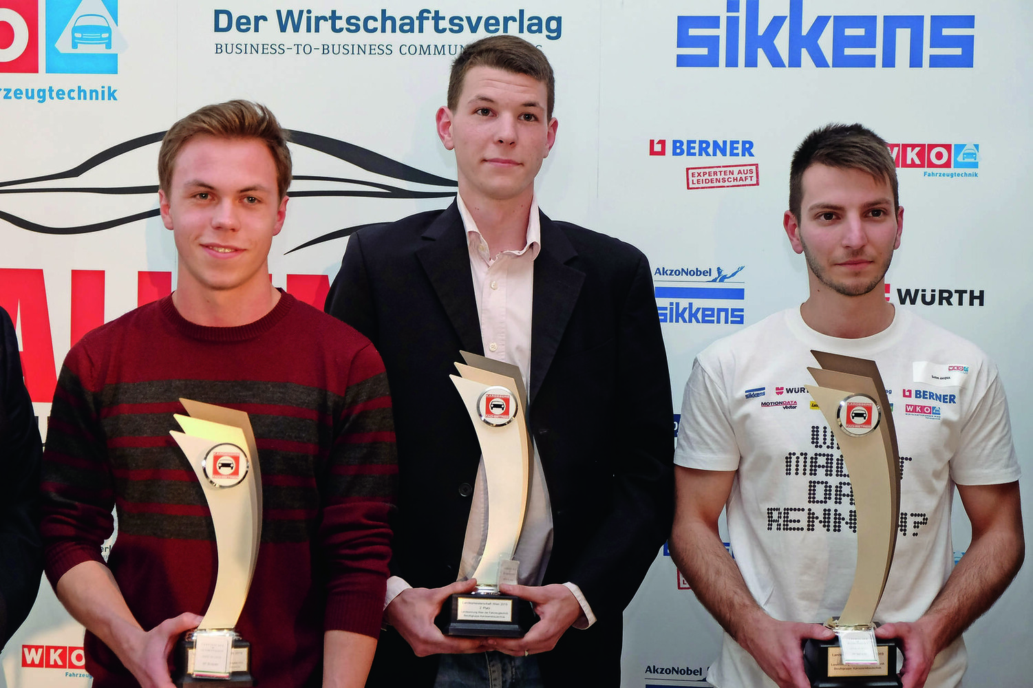 Die Sieger der Wiener Lehrlingschallenge 2019, Beruf Karosseriebautechnik: 3. Platz Daniel Bahmer Porsche Inter Auto, Prager Straße 133, Wien / 2. Platz Patrick Dodan, Wiesenthal, Troststraße 109-111, Wien / 1. Platz Selim Akova, Wiesenthal, Troststraße 109-111, Wien (v.l.)