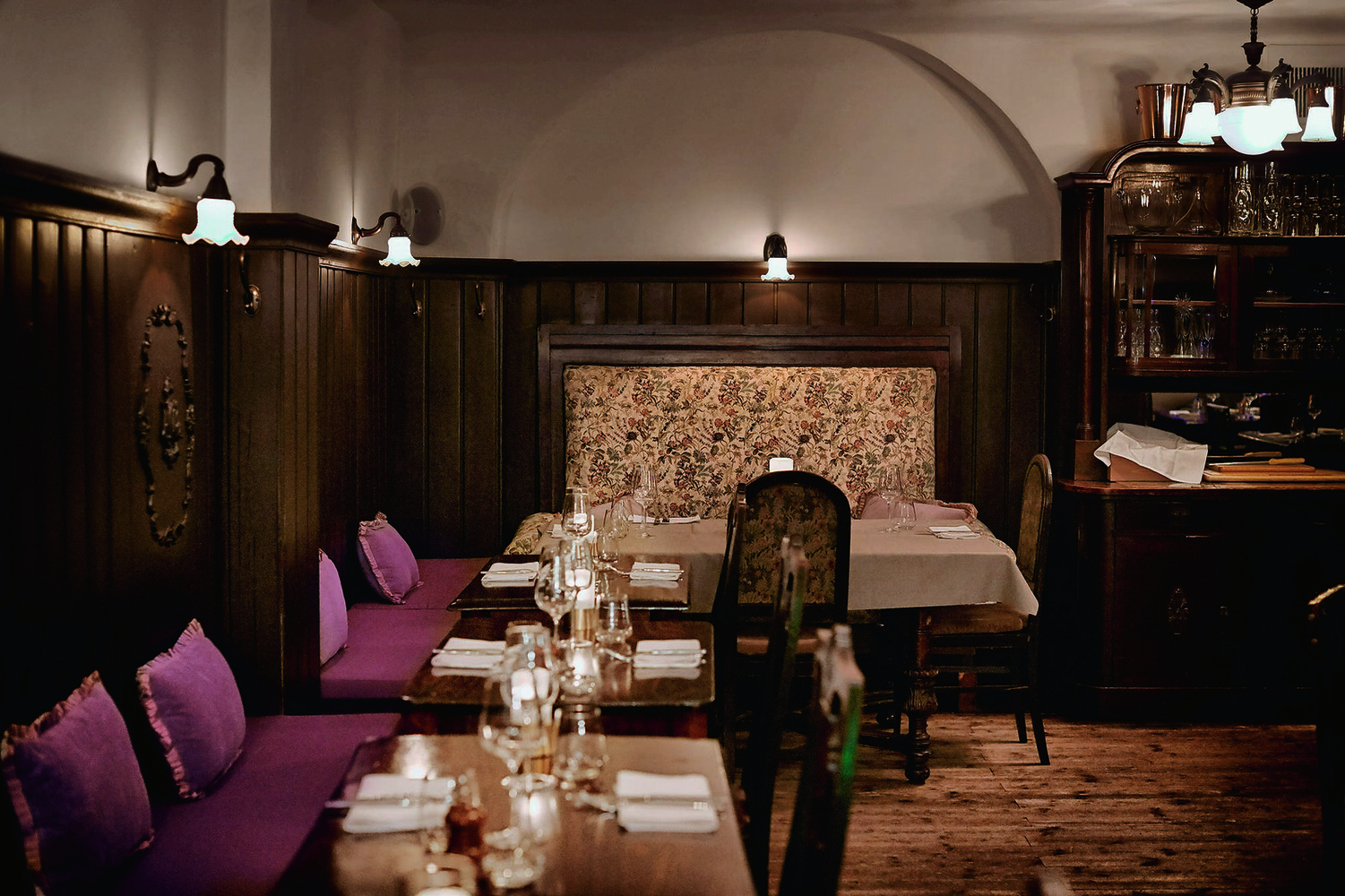 © Diesner / Ludwig van Fine Dining in eher rustikaler Umgebung mit einer Mischung aus Wiener Klassik und Moderne – ohne Schnitzel, aber mit Kutteln oder Zunge.