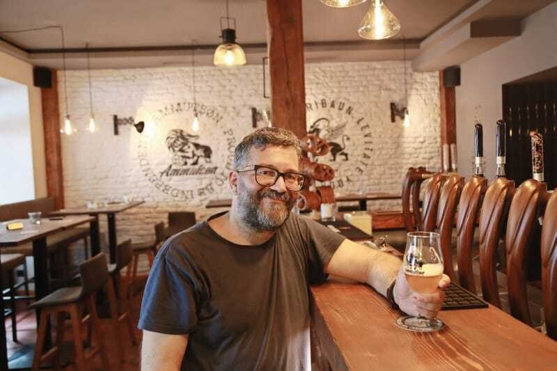 © Daniel Nutz „Dein erstes geschmacksintensives Bier vergisst du nicht.“ Im Fall von Regisseur Friedrich Moser war das ein Imperial IPA.