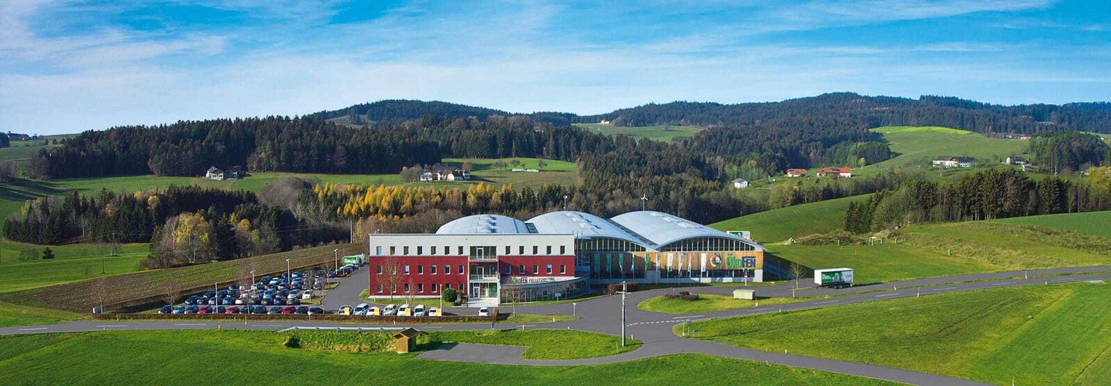 Die Europazentrale in Niederkappel wird aufgrund der stark steigenden Nachfrage und den positiven Prognosen ausgebaut. Die bestehende Produktionshalle mit einer Fläche von 6.500 Quadratmetern wird durch einen Zubau nahezu verdoppelt.
