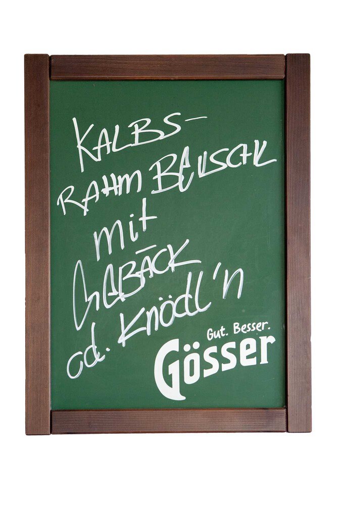 © Alex Grübling Beim Berndorfer Stadtwirt ist Mittwoch Innereien-Tag, Freitag gibt es Fisch. Special am Samstag: Backhenderl im Kisterl.