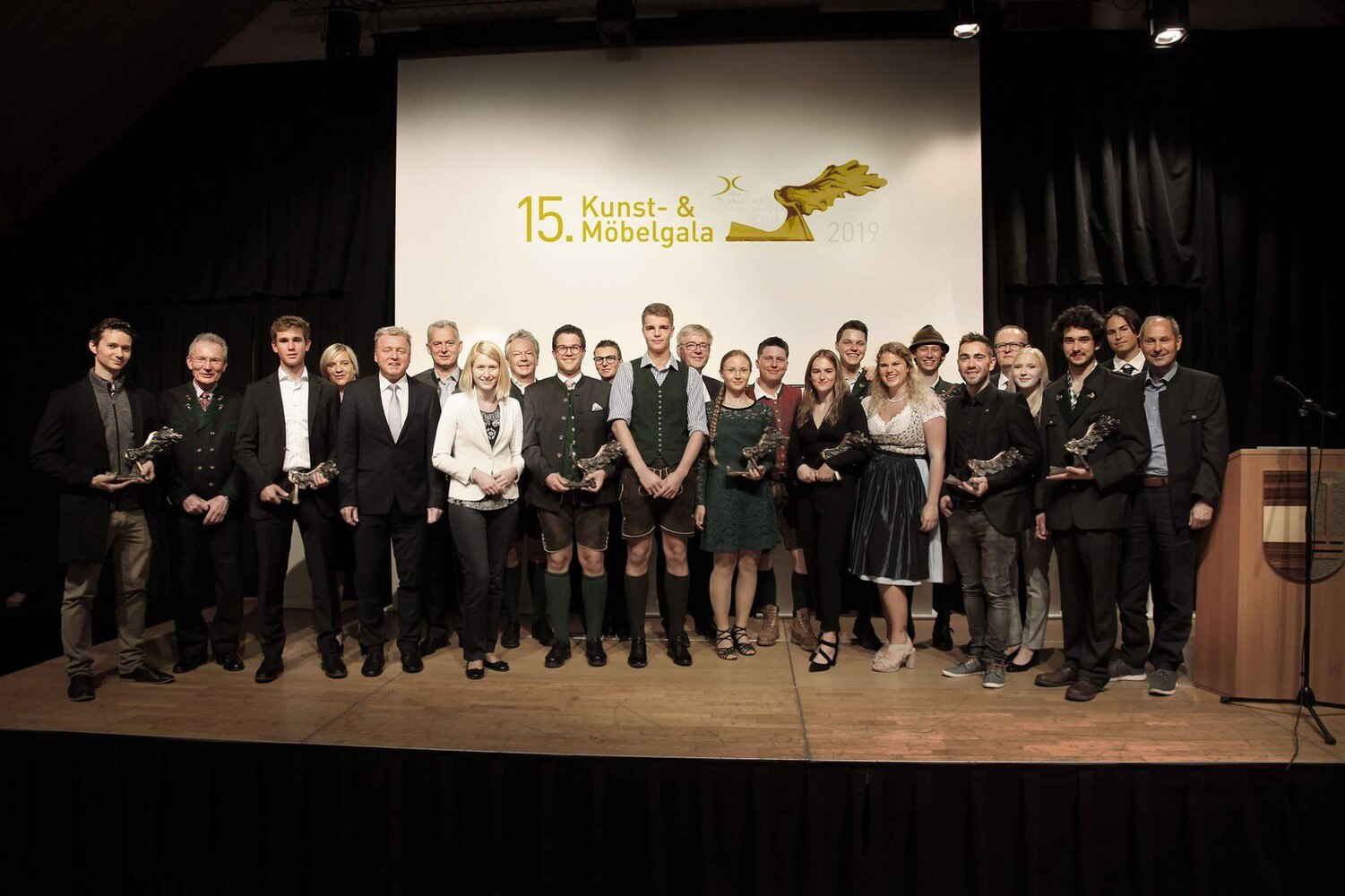 © HTBLA Hallstatt Die Verkündung der Preisträger wurde von Ehrengästen aus den Bereichen Bildung, Wirtschaft und Politik vorgenommen.