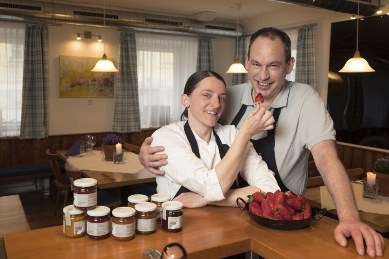 Nominiert für die Kategorie "Top-Wirt-Sieger des Jahres 2020": Wirtshaus Hirsch Delikatessen, Renate Stadlhofer und Rudi Hirsch, Groß Gerungs