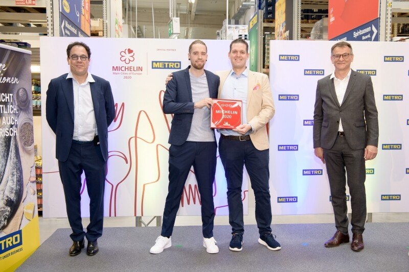 Souschef David Fleckinger sowie Restaurantleiter Johannes Kahrer nahmen für Amador die Top-Auszeichnung entgegen.
